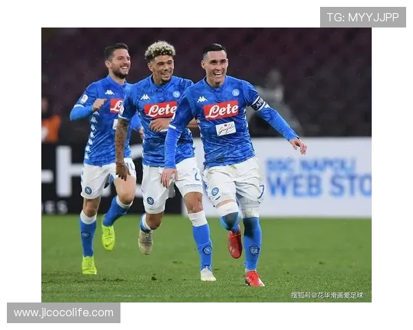 闪电军团与蓝色狂想交锋 意甲技术流的巅峰之战与激情碰撞